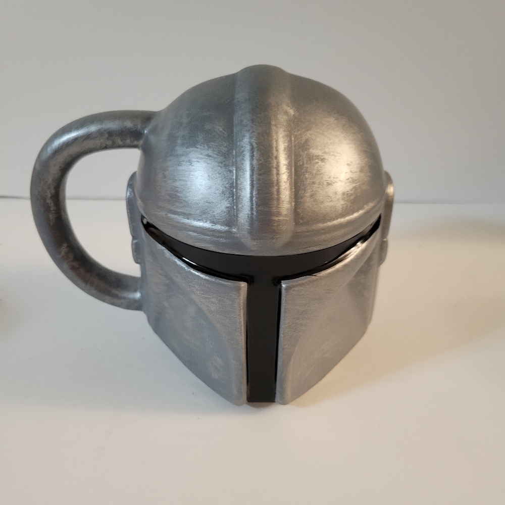 The Mandalorian Helmet Mug Lucas Films